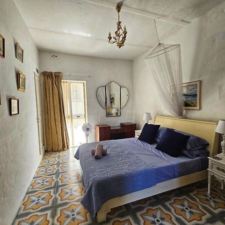 Dar Garigor Apartment Cospicua Ngoại thất bức ảnh