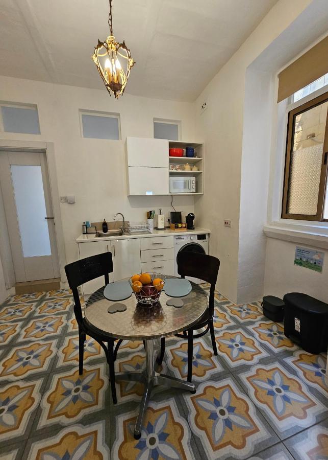 Dar Garigor Apartment Cospicua Ngoại thất bức ảnh