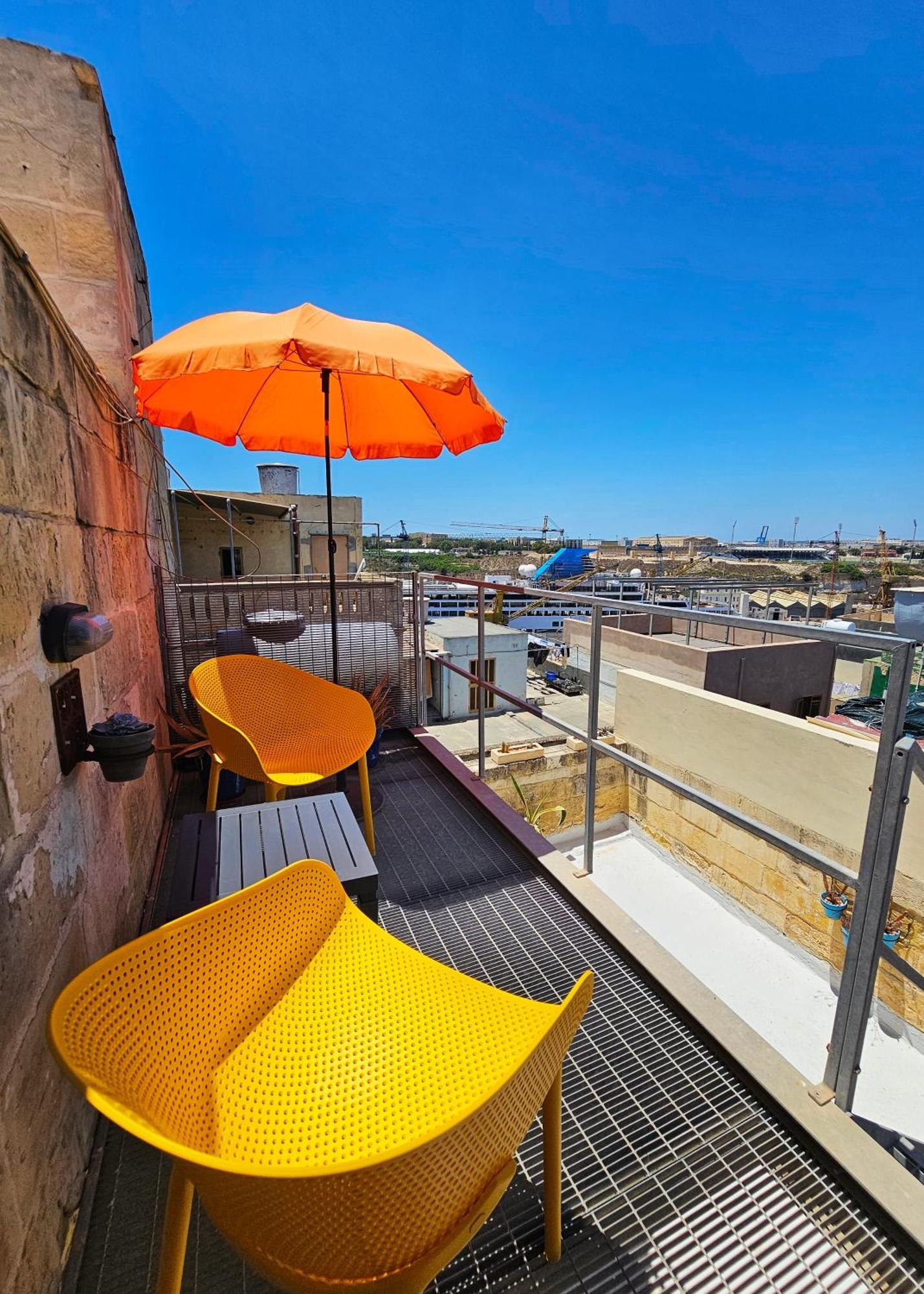 Dar Garigor Apartment Cospicua Ngoại thất bức ảnh