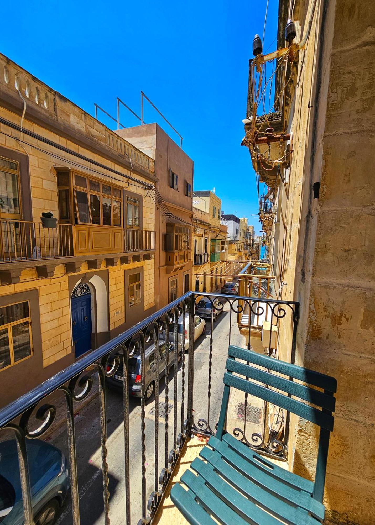 Dar Garigor Apartment Cospicua Ngoại thất bức ảnh